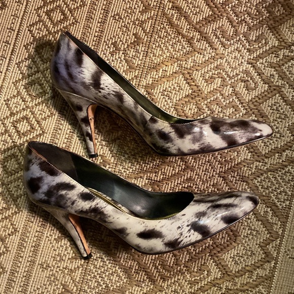Antonio Melani Patent Leather Animal Print Heels Size 9M - Picture 7 of 9